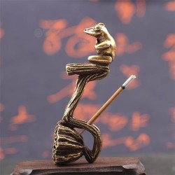 Подставка для аромапалочек "Лягушонок на Коробочке Лотоса №1" Подставка для аромапалочек "Лягушонок на Коробочке Лотоса №1"