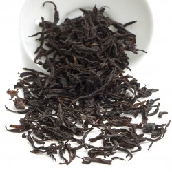 Красный Чай "Чжэншань Сяочжун Ян Ми Тао Сян" (Аромат Дикого Персика)