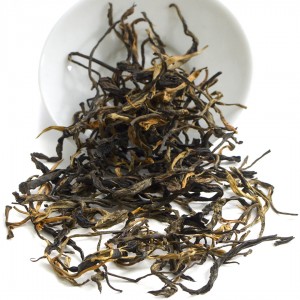 Красный Чай "Хуан Е Да Шу" (Большие Дикие Деревья)