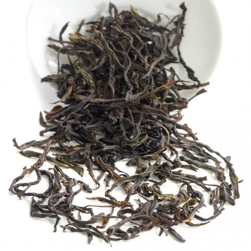 Улун "Фэн Хуан Дань Цун Хуан Чжи Сян" (Аромат Гардении) Улун "Фэн Хуан Дань Цун Хуан Чжи Сян" (Аромат Гардении)