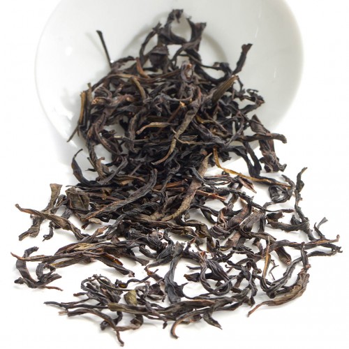 Улун "Фэн Хуан Дань Цун Чжи Лань Сян Ми Сян" (Душистая Орхидея Медовый Аромат) Улун "Фэн Хуан Дань Цун Чжи Лань Сян Ми Сян" (Душистая Орхидея Медовый Аромат)