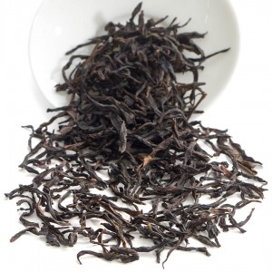 Улун "Фэн Хуан Дань Цун Тоу Чунь Ми Лань Сян" (Первый Весенний Сбор. Аромат Медовой Орхидеи) Улун "Фэн Хуан Дань Цун Тоу Чунь Ми Лань Сян" (Первый Весенний Сбор. Аромат Медовой Орхидеи)