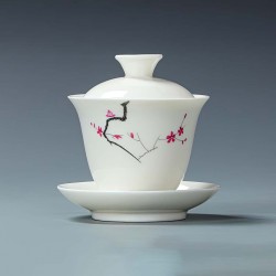 Гайвань "Цветущая Слива в Снегу"