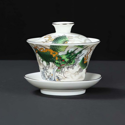 Гайвань "Летящий в облаках Дракон" Гайвань "Летящий в облаках Дракон"