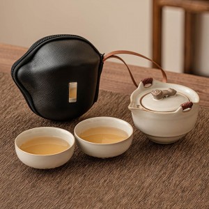 Дорожный набор для чайной церемонии "Жу Яо. Жезл Исполнения Желаний" Дорожный набор для чайной церемонии "Жу Яо. Жезл Исполнения Желаний"