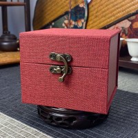 Коробка подарочная для пиал Красная